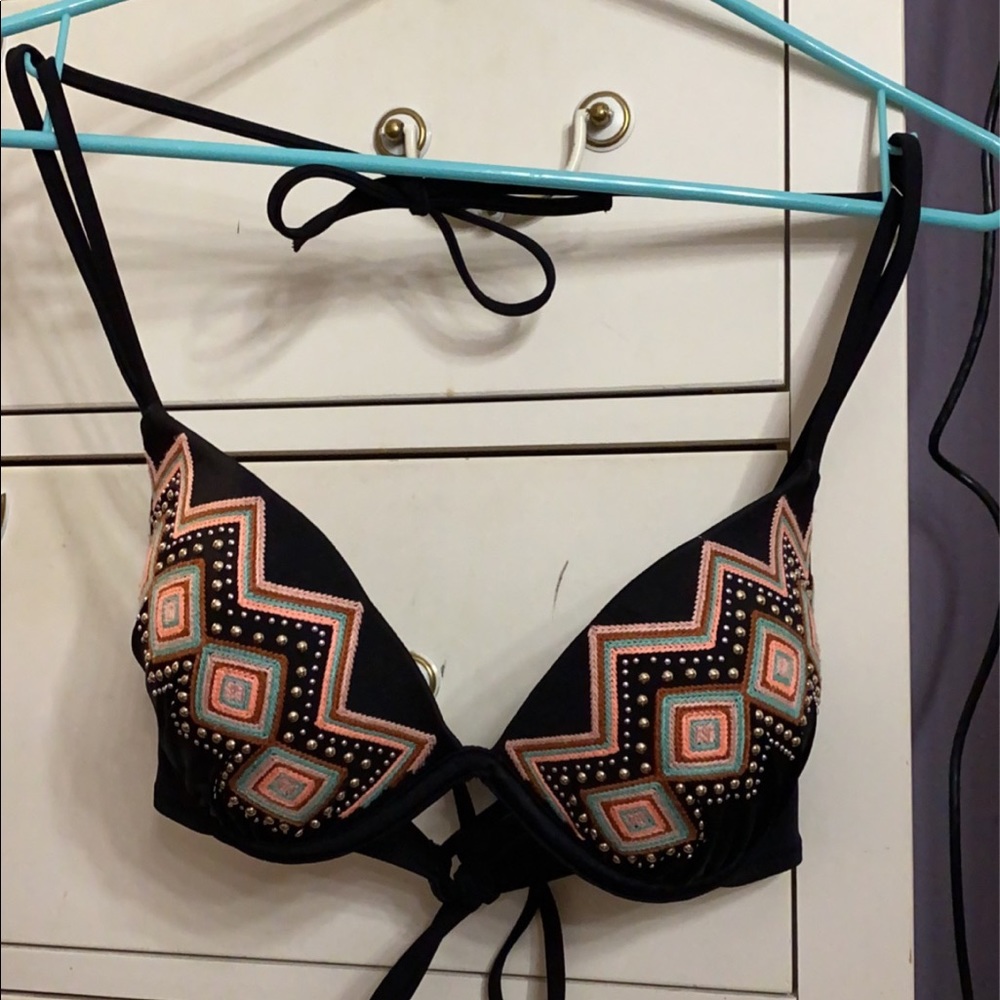 BUNDLE of 2 target bikini tops